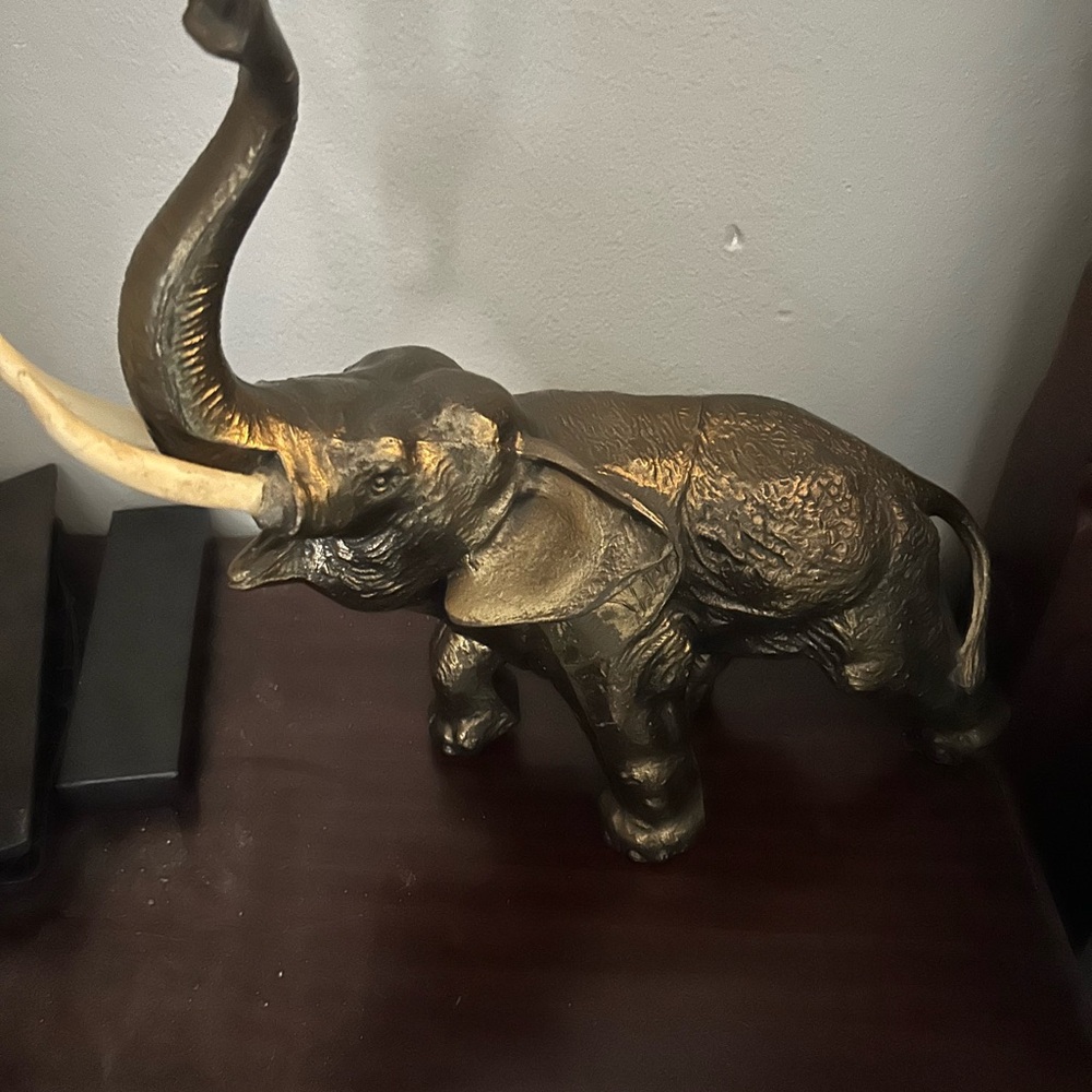 Elegant bronze Elephant Sculpture